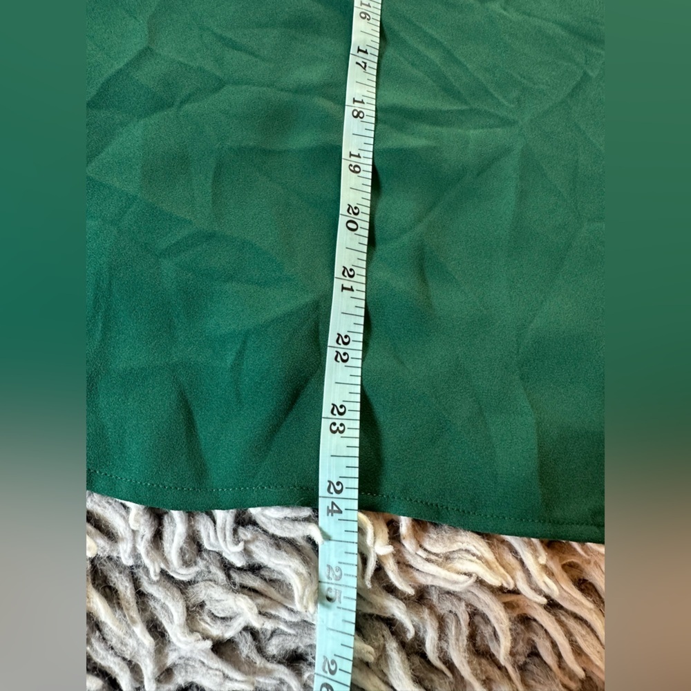 LOFT Women's Emerald Ruffle Blouse, Size Medium Petite - Picture 10 of 11